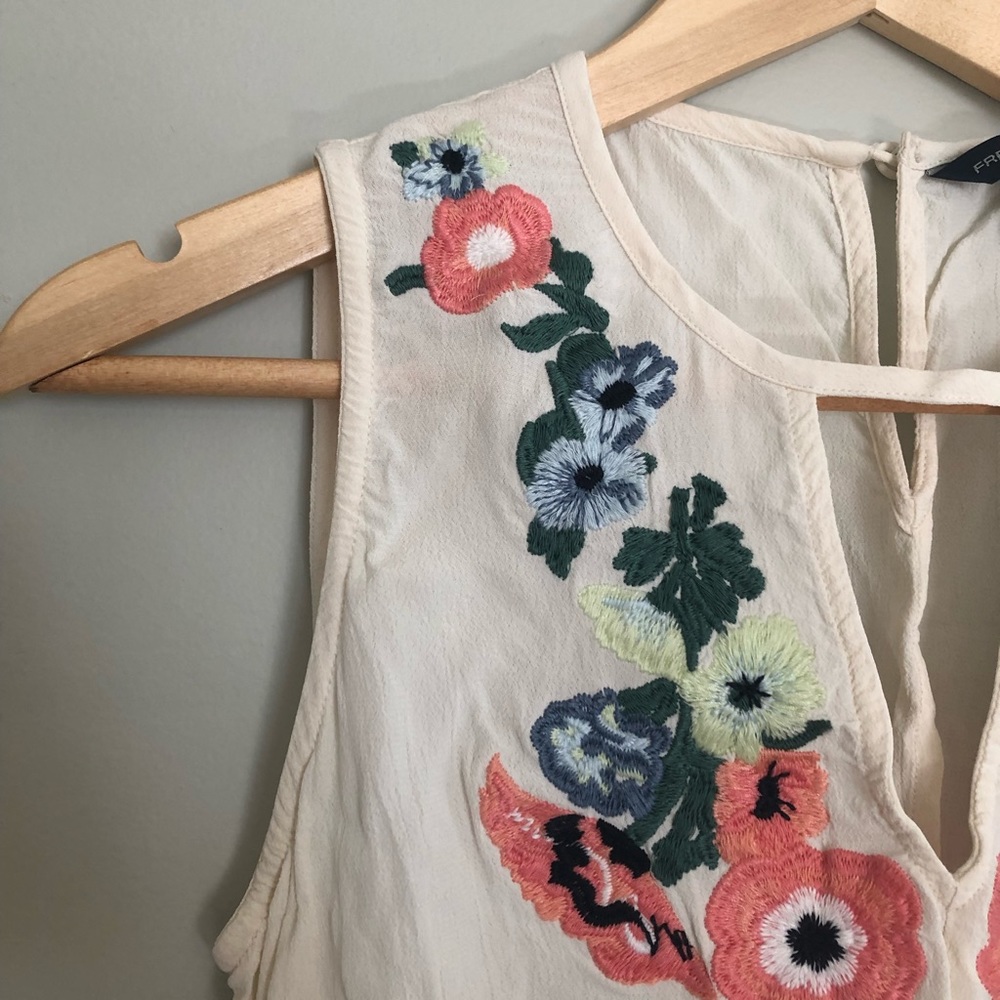 French Connection Floral Top - Picture 2 of 3